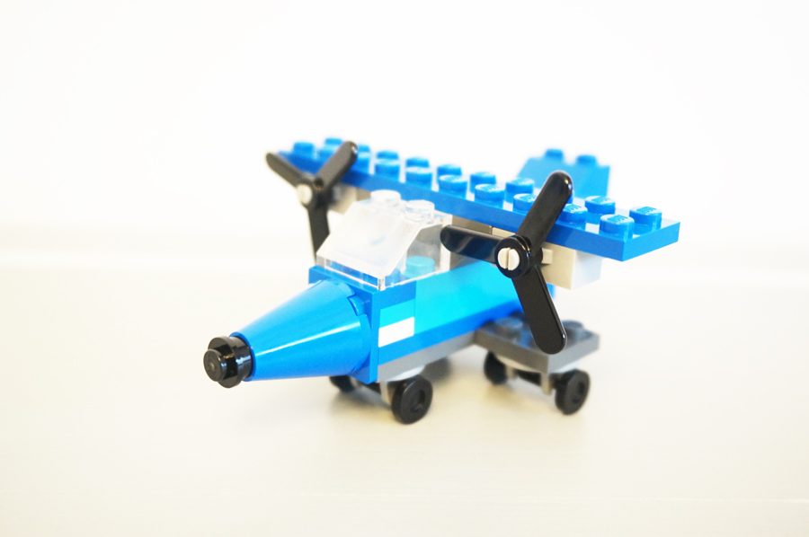 レゴ飛行機