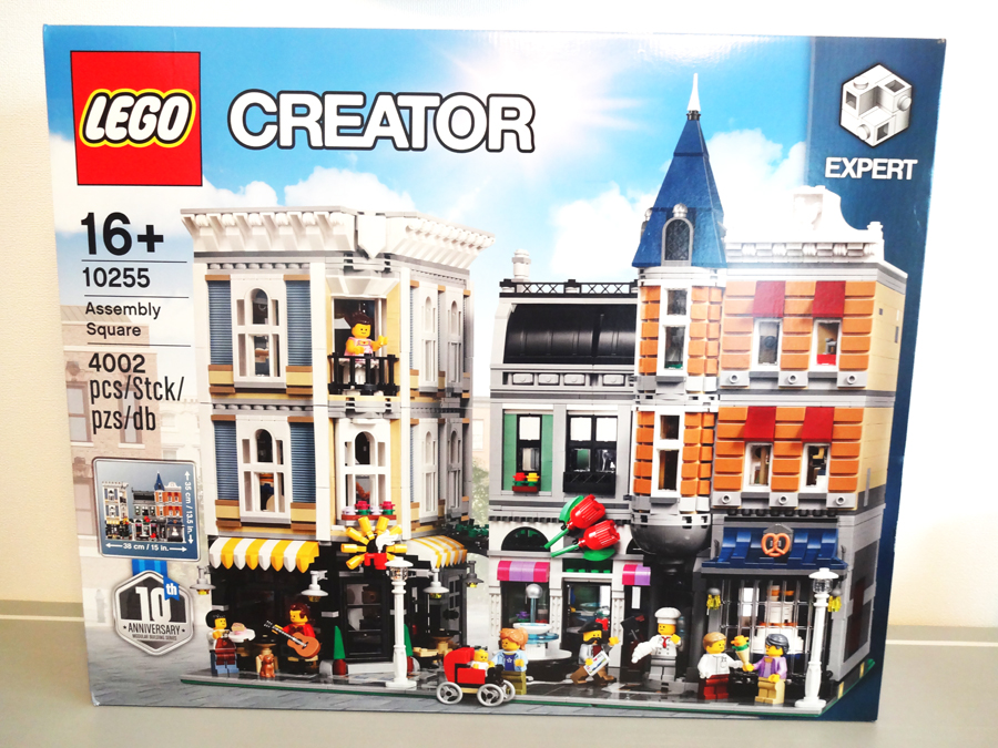 LEGO10255Assembly Square