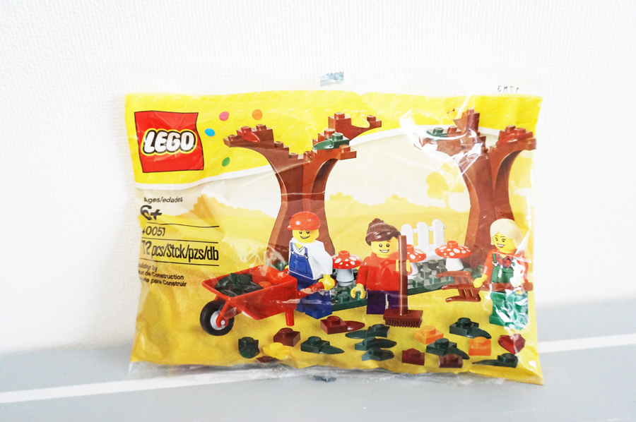 季節秋シーン　LEGO40057