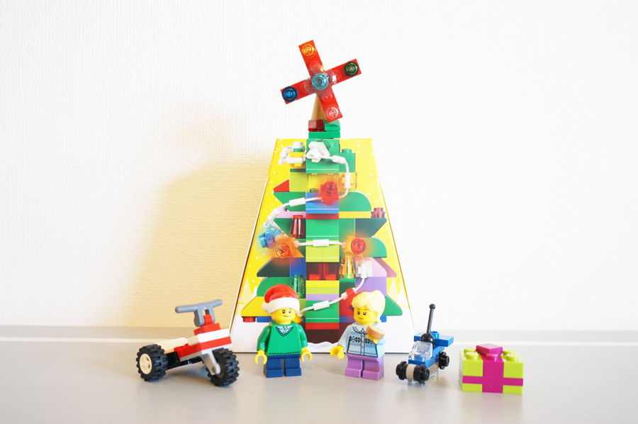 LEGO Seasonal Christmas Tree Ornament 6194782