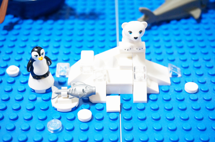 レゴの氷山